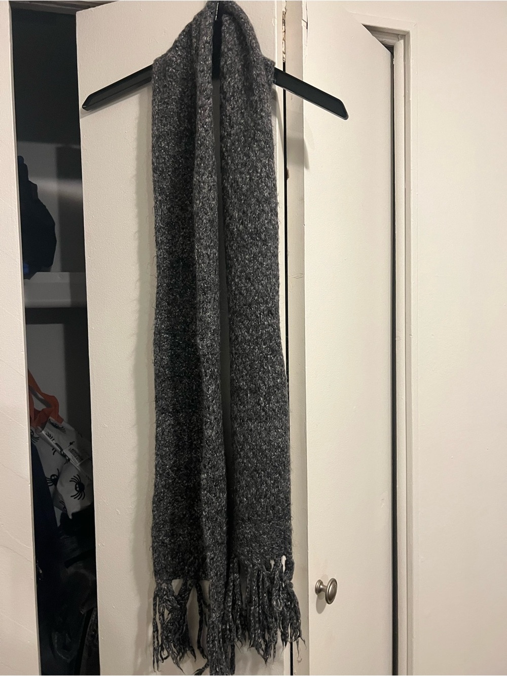 Classic Men's Gray Fringe Scarf